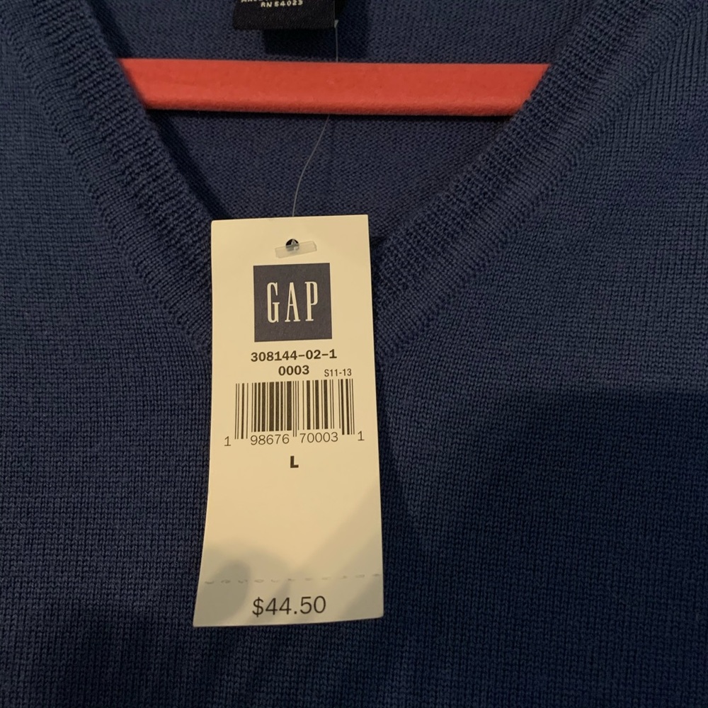Men’s sweater